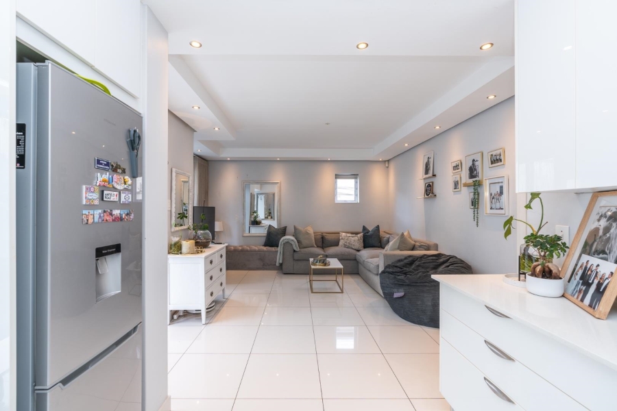 2 Bedroom Property for Sale in Green Point Western Cape